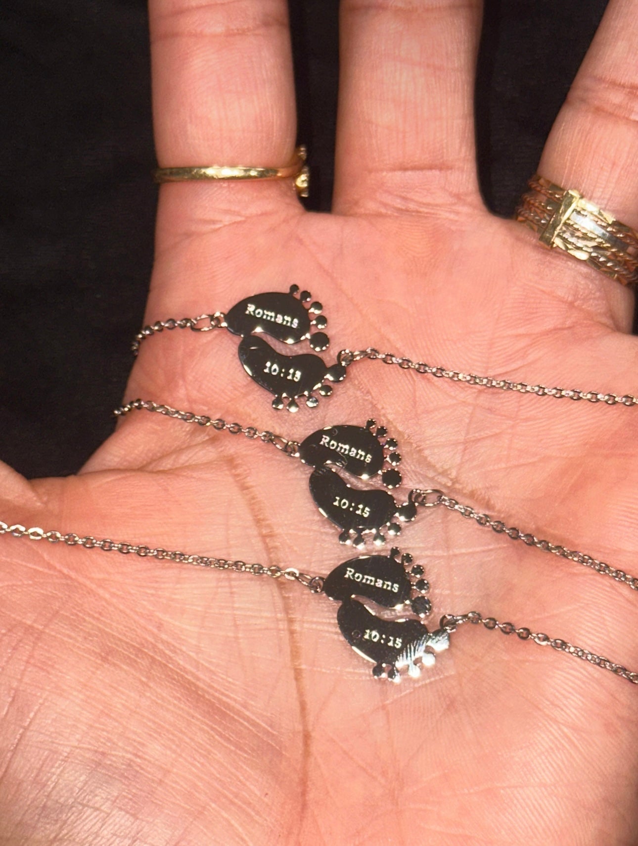 Engraved Romans 10:15 Bracelet